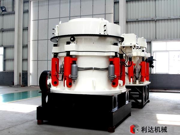 雙缸液壓圓錐破碎機